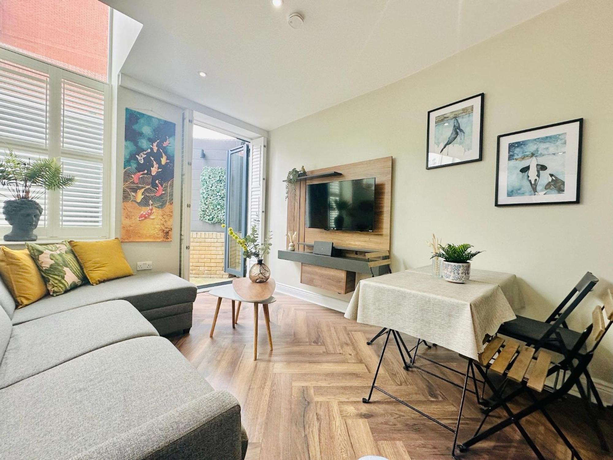 Stylish, Modern Apartment In Central Лондон Екстер'єр фото